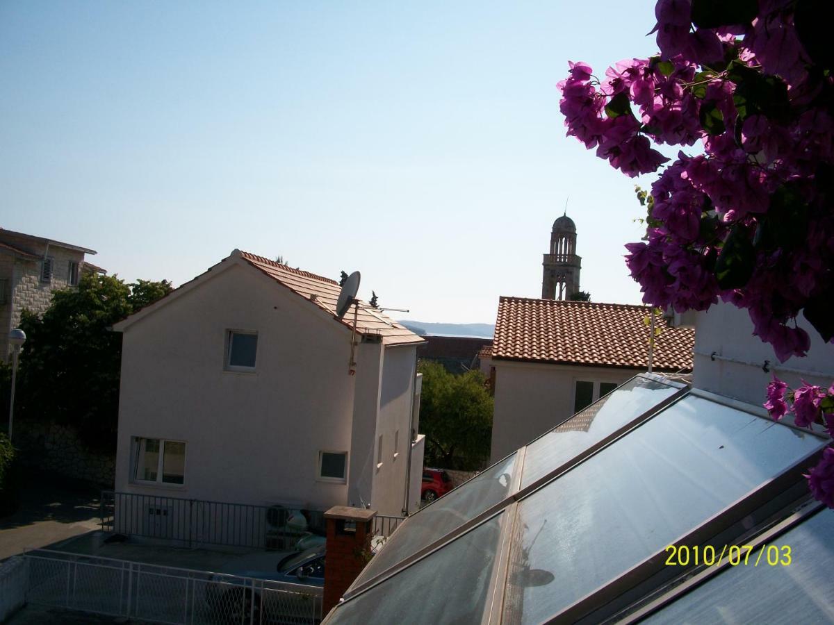 Apartmani Surlin Hvar Town Exterior photo