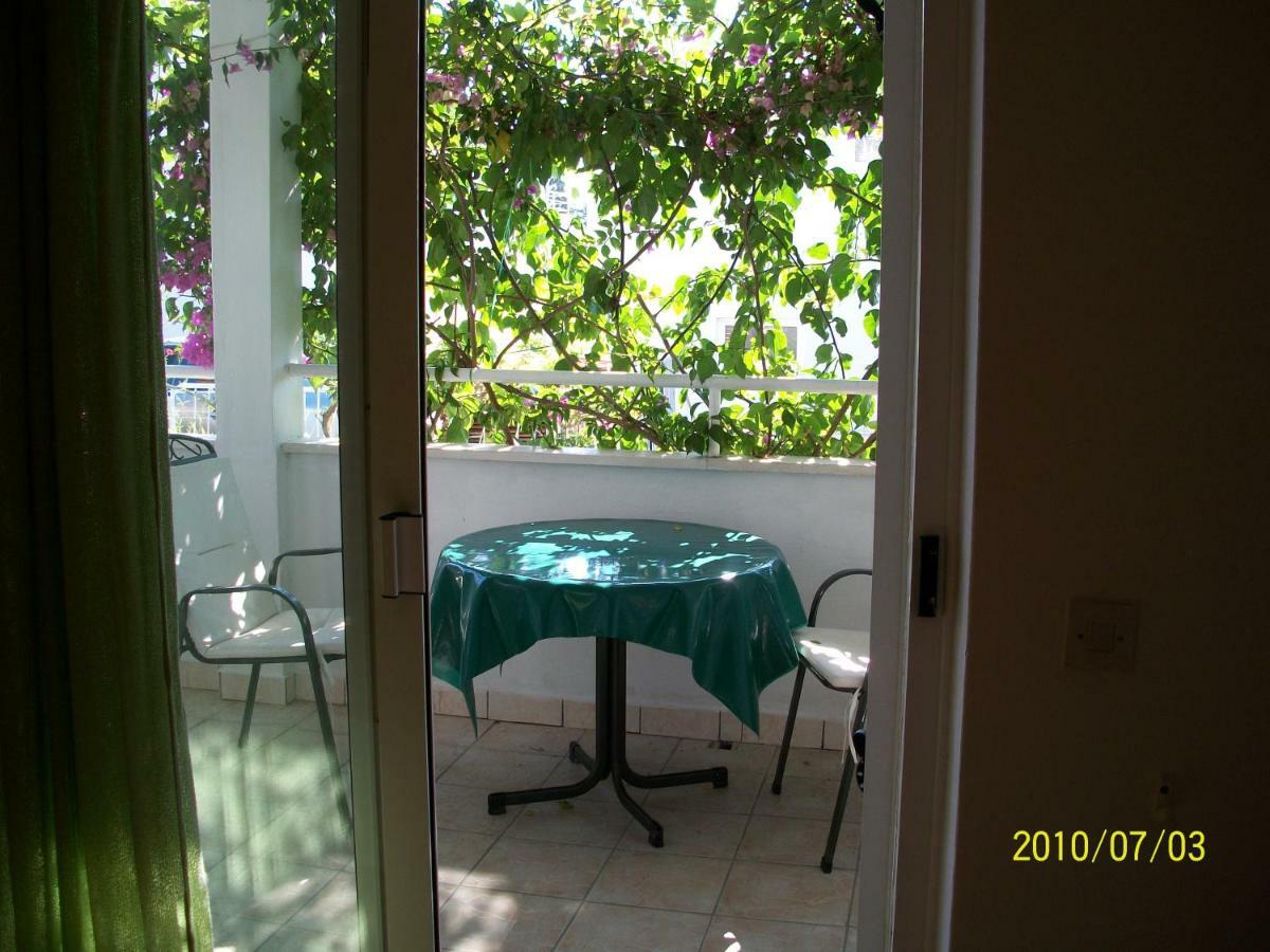 Apartmani Surlin Hvar Town Exterior photo