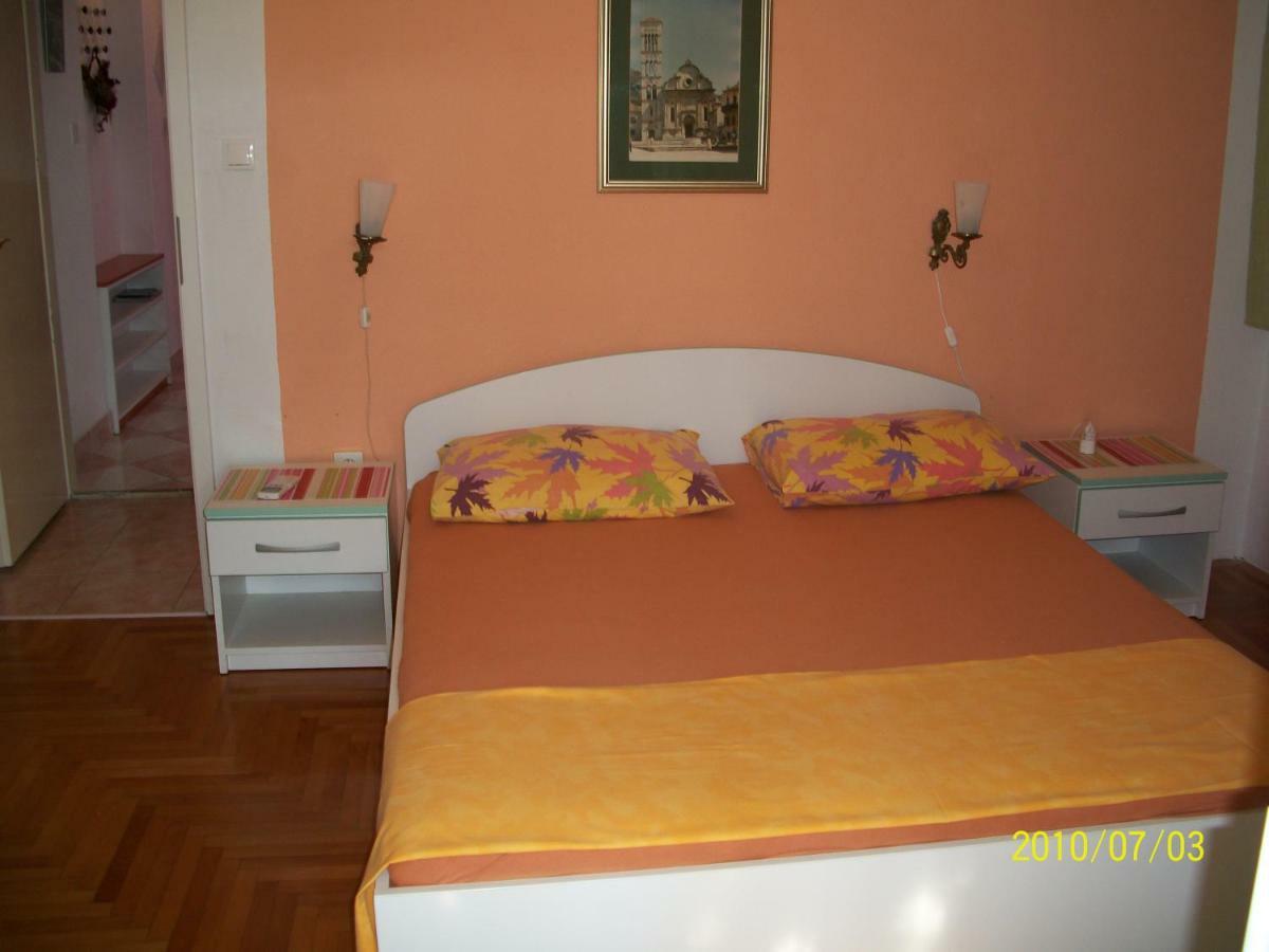 Apartmani Surlin Hvar Town Exterior photo